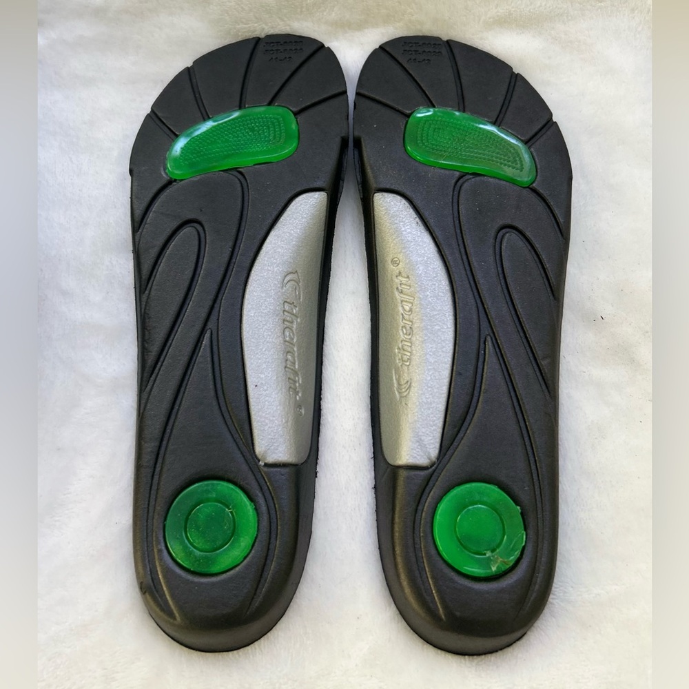 Therafit Clogs Black Size 9.5-10 Crocodile-Embossed Patent Leather Mules Womens - Picture 14 of 16